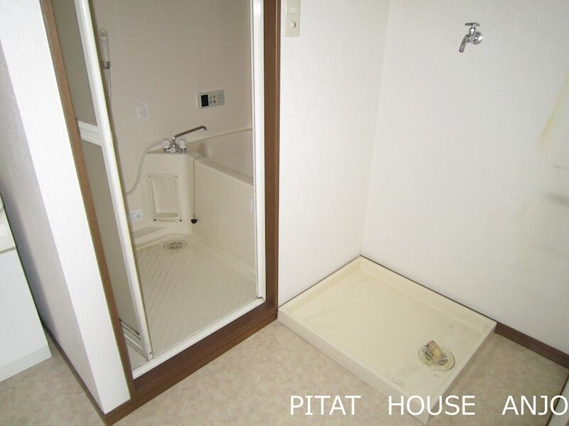 GREEN HOUSE TSURUTAの物件内観写真