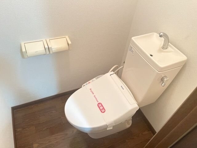 メゾンエトワールIIIの物件内観写真