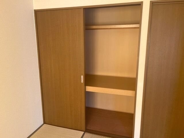 メゾンエトワールIIIの物件内観写真