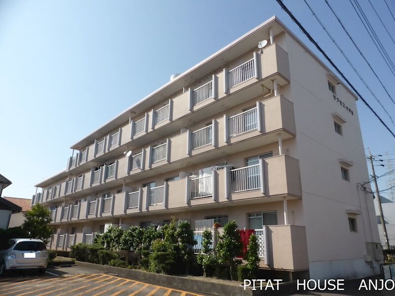 サクセスすずきの物件外観写真