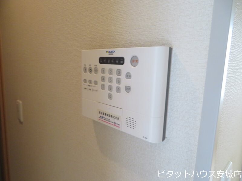 ハイツ岡崎柱　南棟の物件内観写真