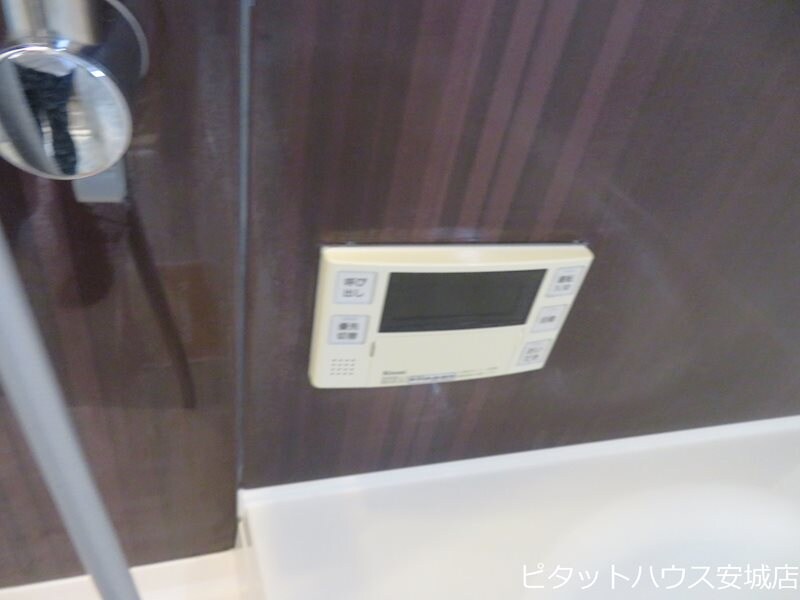 ハイツ岡崎柱　南棟の物件内観写真