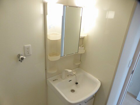 カーミー・芳川の物件内観写真