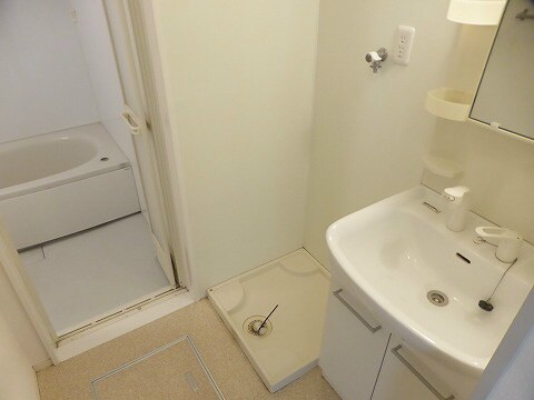 カーミー・芳川の物件内観写真