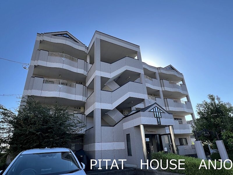 プリマヴェイラの物件外観写真