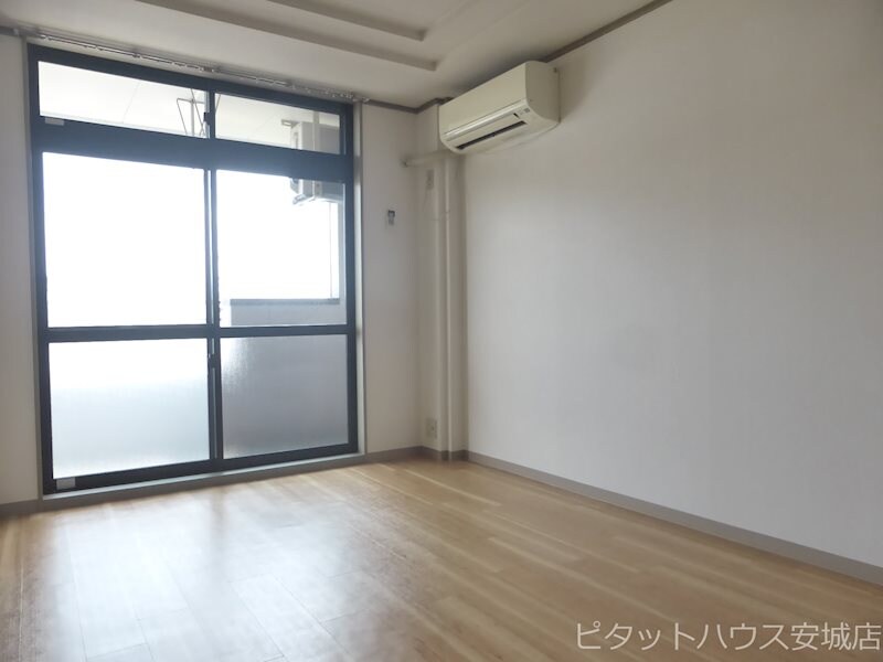 プリマヴェイラの物件内観写真