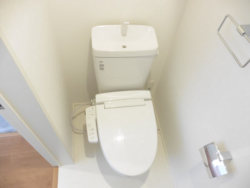 コスモハイツ安城Ｂの物件内観写真