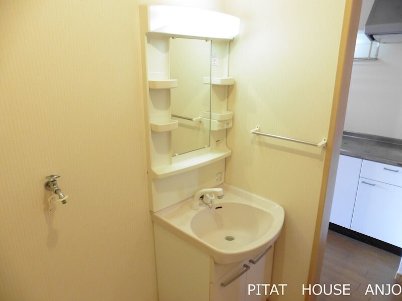 ラフィネシャンブルの物件内観写真