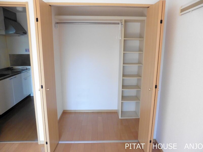 ラフィネシャンブルの物件内観写真