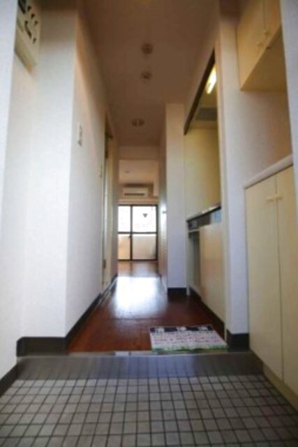 雑色駅 徒歩2分 8階の物件内観写真