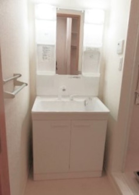 不動前駅 徒歩9分 2階の物件内観写真