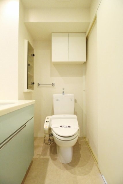 浜松町駅 徒歩8分 6階の物件内観写真