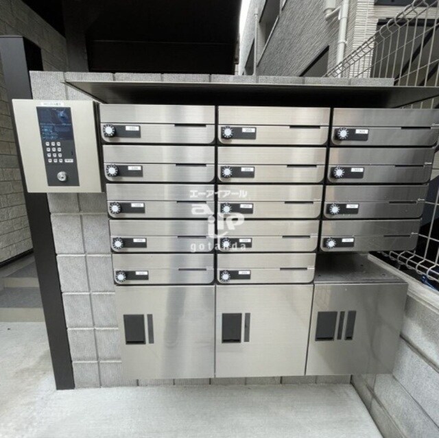 雑色駅 徒歩5分 2階の物件外観写真