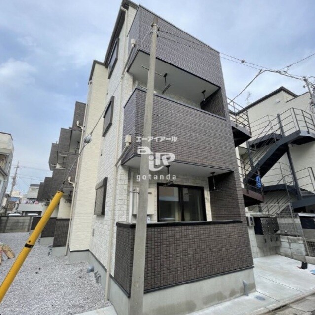 雑色駅 徒歩5分 2階の物件外観写真