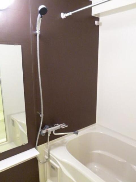 クレイシア世田谷野沢の物件内観写真