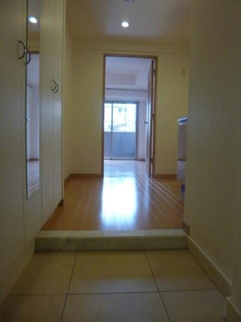 クレイシア世田谷野沢の物件内観写真