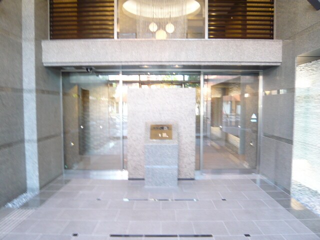 ルーブル川崎中丸子の物件外観写真