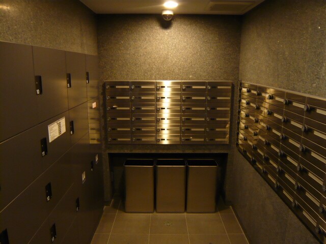 ルーブル川崎中丸子の物件外観写真