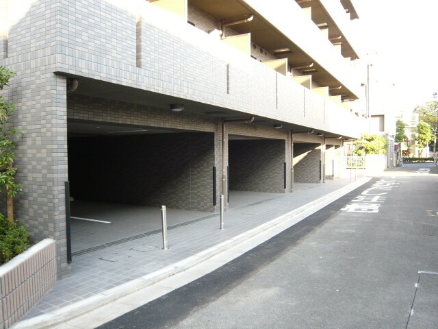 ルーブル川崎中丸子の物件外観写真