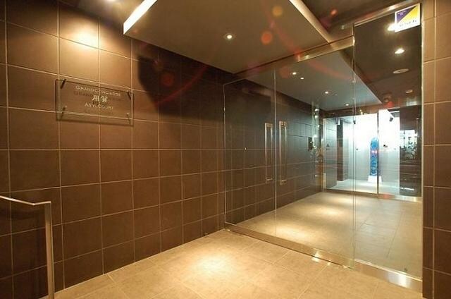 グランドコンシェルジュ用賀アジールコートの物件外観写真