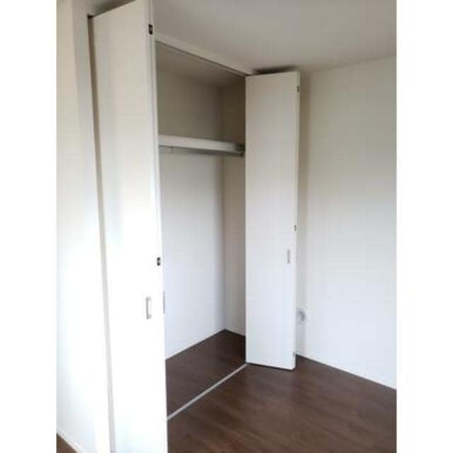 フルス・パラストの物件内観写真