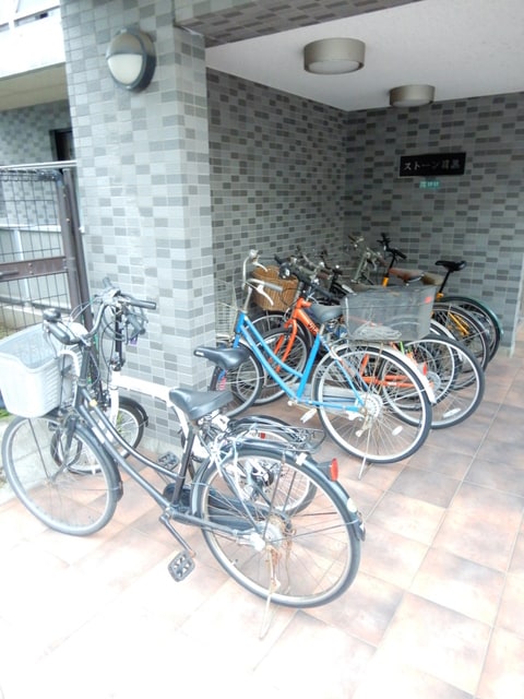 ストーン目黒の物件外観写真