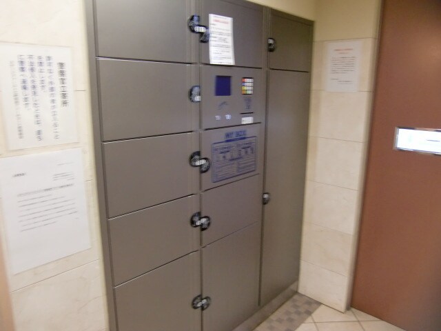 三軒茶屋駅 徒歩9分 8階の物件外観写真