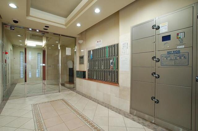 三軒茶屋駅 徒歩9分 8階の物件外観写真