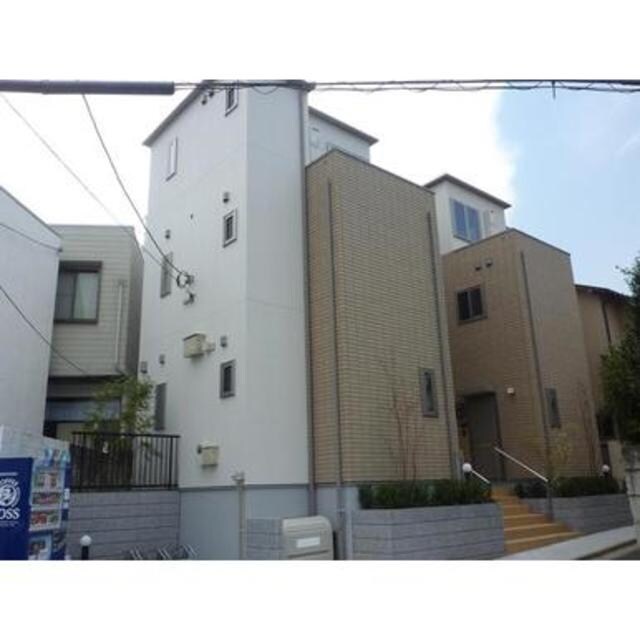 フレックス駒場の物件外観写真