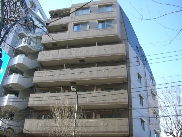 ロワジール三軒茶屋の物件外観写真