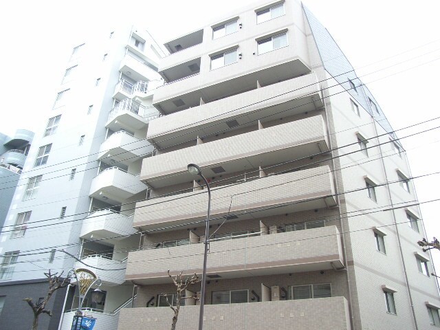 ロワジール三軒茶屋の物件外観写真