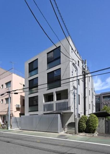 ハーモニーグラシア三軒茶屋の物件外観写真