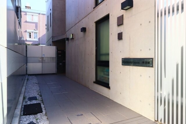 ハーモニーグラシア三軒茶屋の物件外観写真