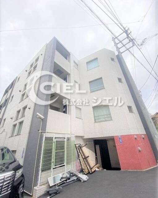 ビバリーホームズ北新宿の物件外観写真