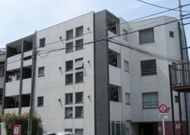 ビバリーホームズ北新宿の物件外観写真