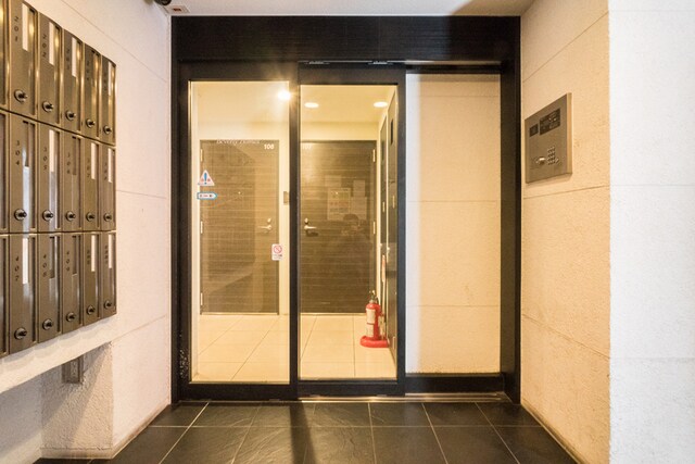 ビバリーホームズ北新宿の物件外観写真