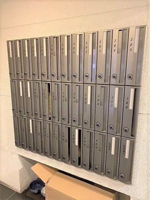 ビバリーホームズ北新宿の物件外観写真