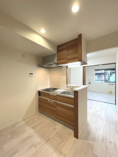 Reve Yayoiの物件内観写真