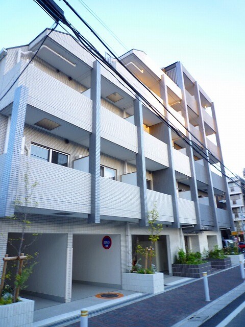 スパシエアルマール浮間公園の物件外観写真