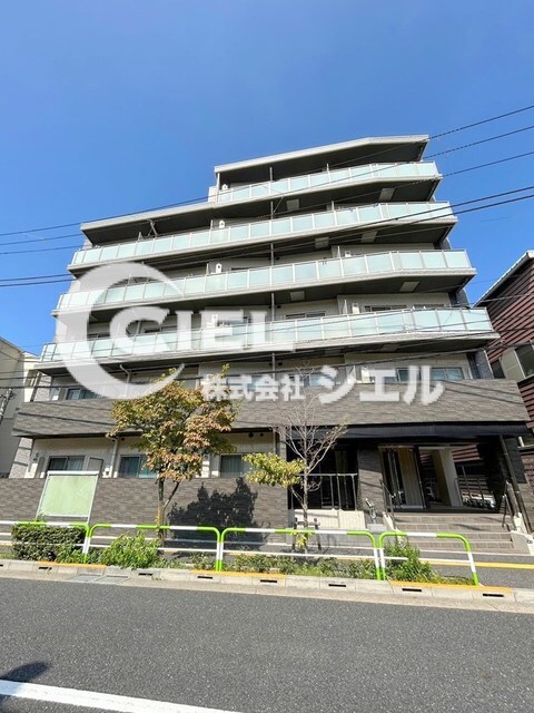 プレール・ドゥーク上中里の物件外観写真