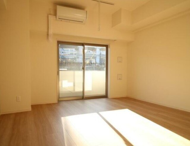 プレール・ドゥーク上中里の物件内観写真