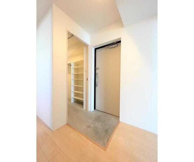 レジス飛鳥山公園の物件内観写真