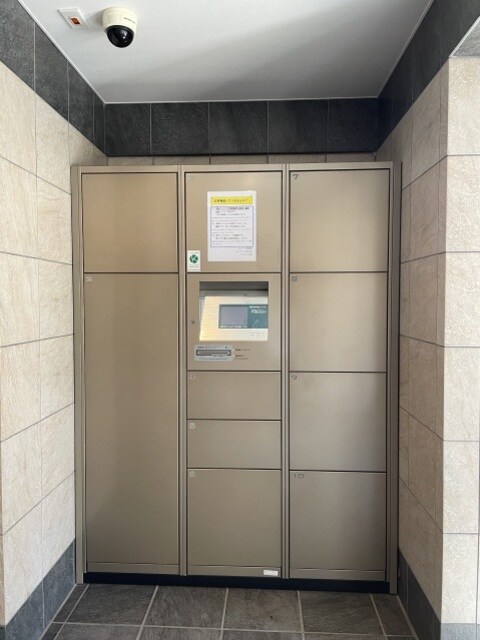 スカイコートパレス千川の物件外観写真