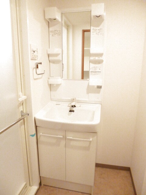 スカイコートパレス千川の物件内観写真