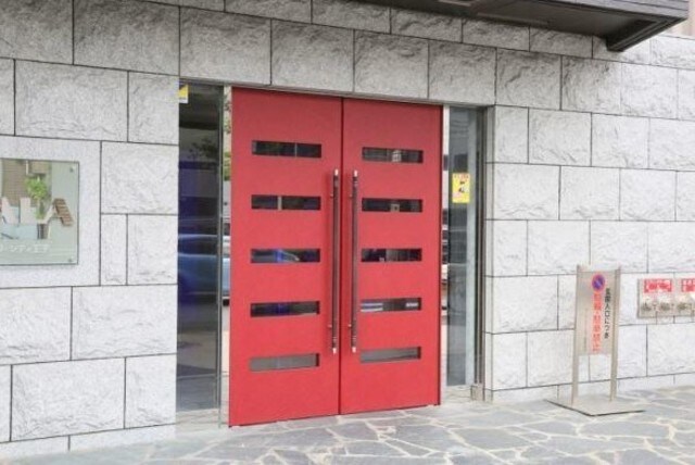 ガーラ・シティ王子の物件外観写真