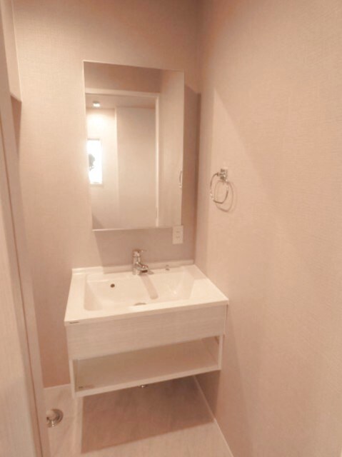 １４　ＯＮＥ　ＦＯＵＲ　ＭＩＮＡＭＩ　ＩＫＥＢＵＫＵＲＯの物件内観写真