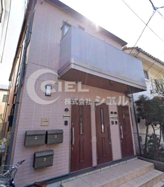 トレス長崎の物件外観写真