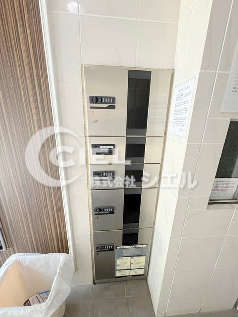 ヴァレッシア椎名町駅前シティの物件外観写真