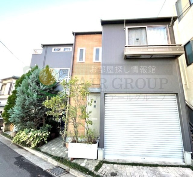 アドニスKの物件外観写真