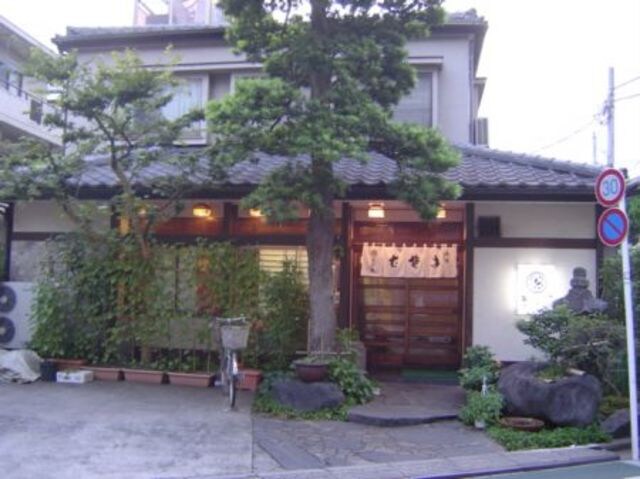 アドニスKの物件外観写真